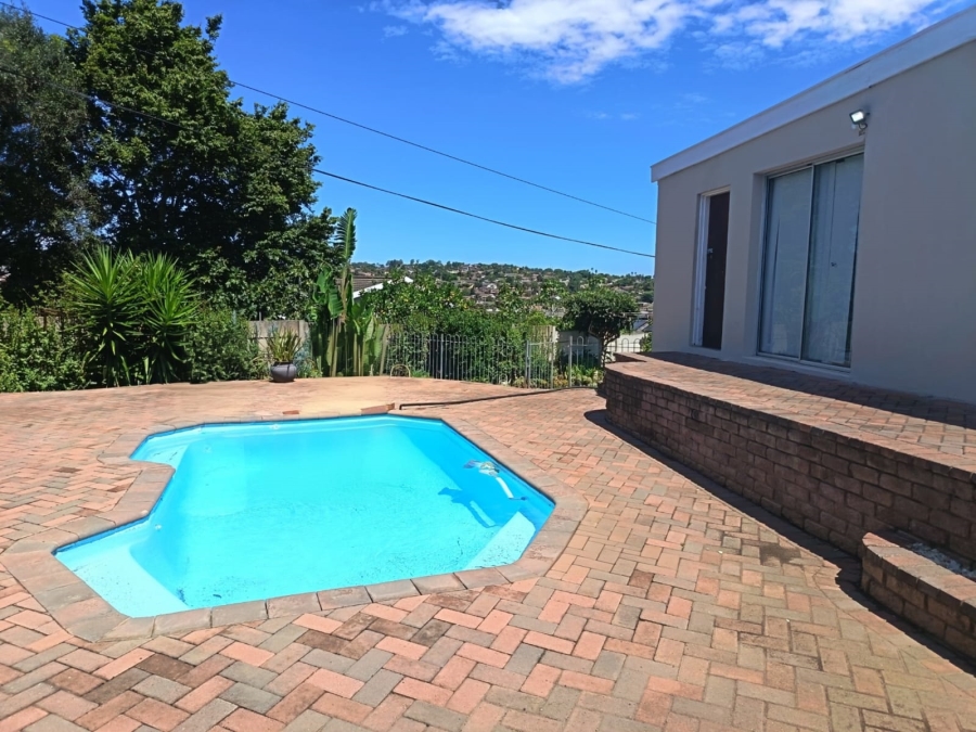 4 Bedroom Property for Sale in Vanes Estate Eastern Cape